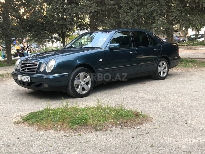 Mercedes E 240 1998, 321,000 km - 2.4 l - Bakı