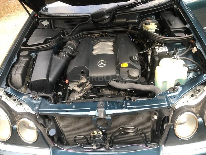Mercedes E 240 1998, 321,000 km - 2.4 l - Bakı