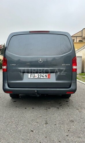 Mercedes Vito 116 2017, 320,000 km - 2.2 l - Bakı