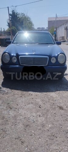 Mercedes E 240 1998, 379,000 km - 2.4 l - Bakı