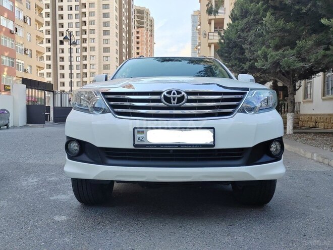Toyota Fortuner 2011, 198,000 km - 2.7 l - Bakı