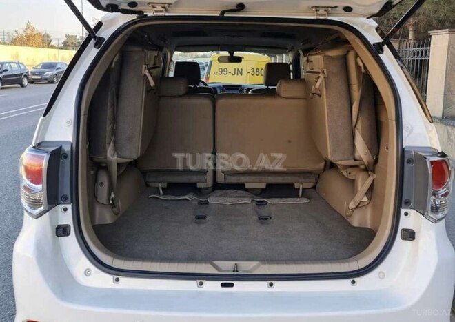 Toyota Fortuner 2011, 198,000 km - 2.7 l - Bakı