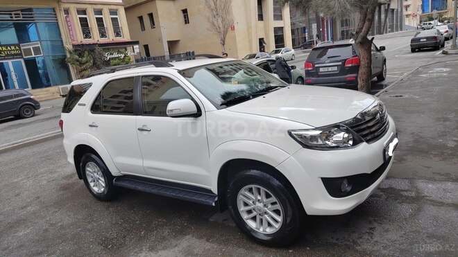 Toyota Fortuner 2011, 198,000 km - 2.7 l - Bakı