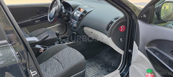 Kia Ceed 2007, 356,000 km - 1.6 l - Yevlax
