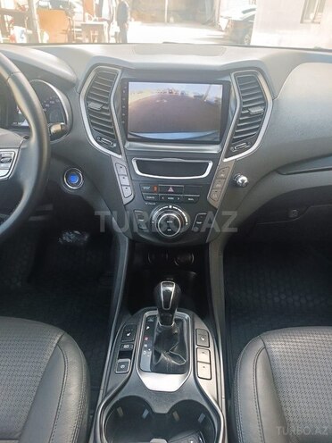 Hyundai Santa Fe-9