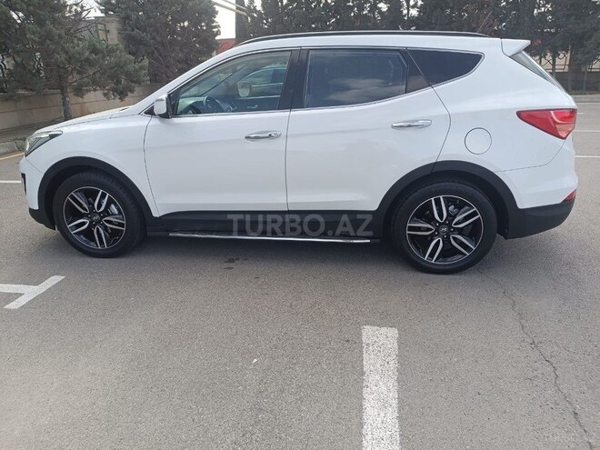 Hyundai Santa Fe-19