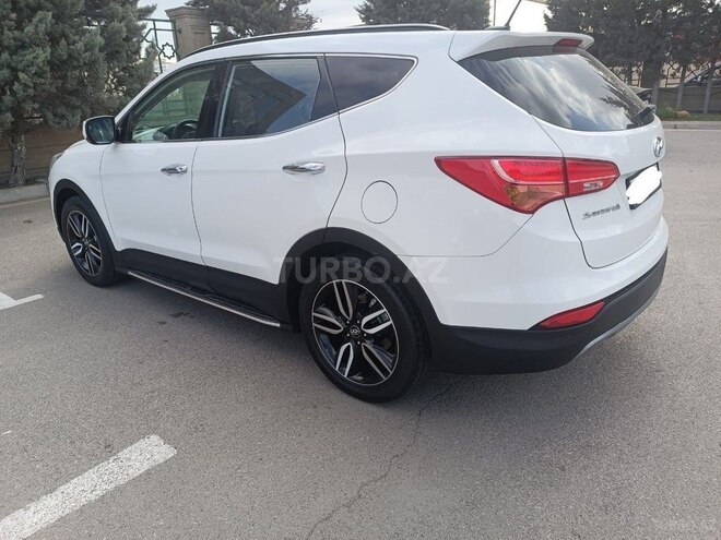 Hyundai Santa Fe-15