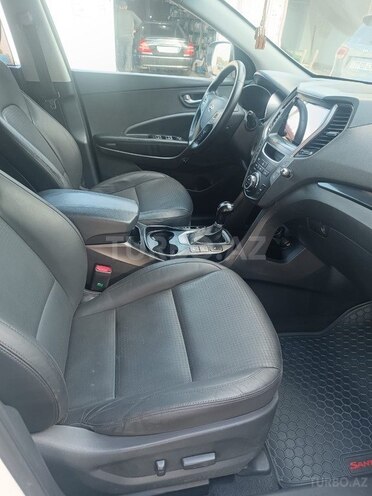 Hyundai Santa Fe-20
