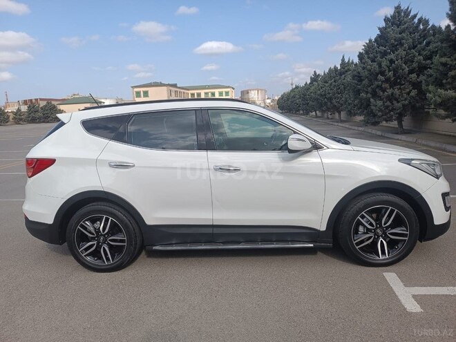Hyundai Santa Fe-17
