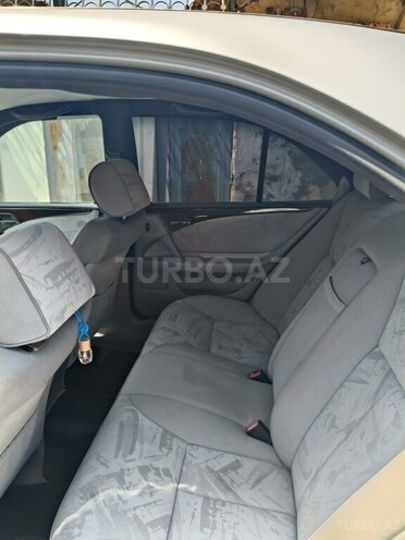 Mercedes E 290 1996, 383,347 km - 2.9 л - Bakı