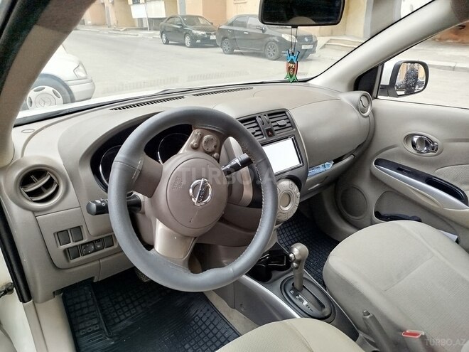 Nissan Sunny 2013, 190,000 km - 1.5 л - Bakı