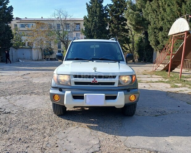 Mitsubishi Pajero io 2001, 254,313 km - 1.8 л - Bakı