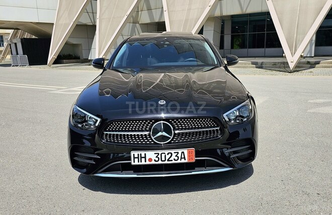 Mercedes E 300 de-1