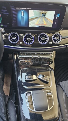 Mercedes E 300 de-12