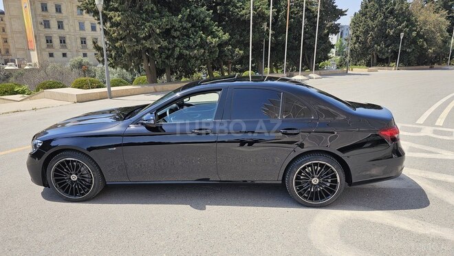 Mercedes E 300 de-16