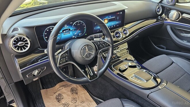 Mercedes E 300 de-7