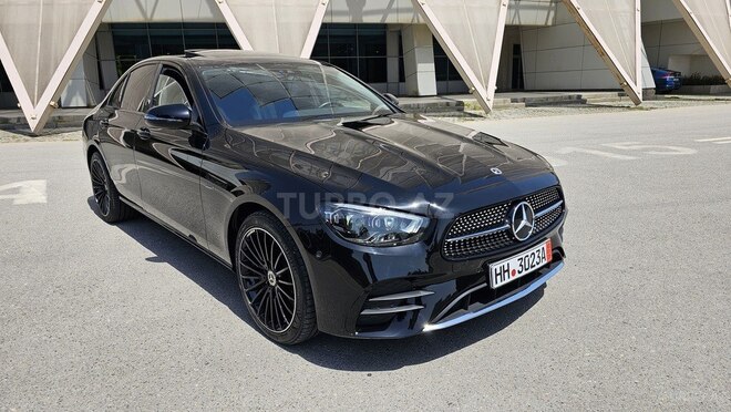 Mercedes E 300 de-3