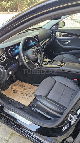 Mercedes E 300 de-17