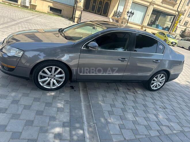 Volkswagen Passat 2006, 260,000 km - 2.0 l - Sumqayıt