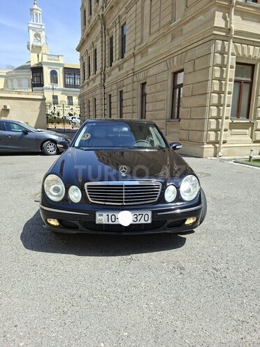 Mercedes E 240 2004, 297,000 km - 2.4 l - Bakı