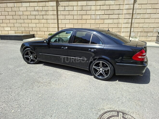 Mercedes E 240 2004, 297,000 km - 2.4 l - Bakı