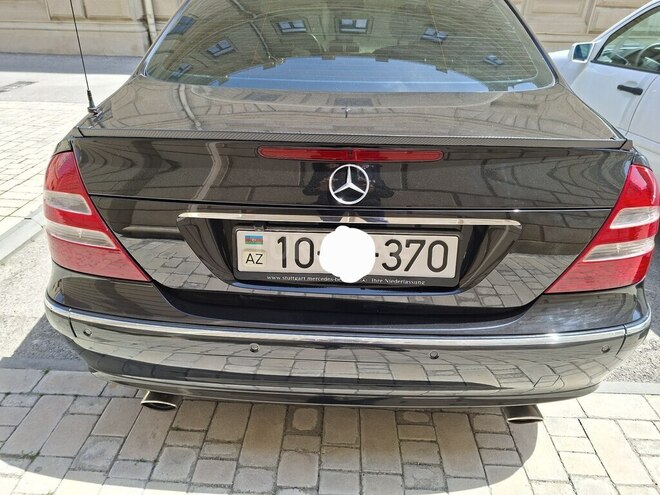 Mercedes E 240 2004, 297,000 km - 2.4 l - Bakı
