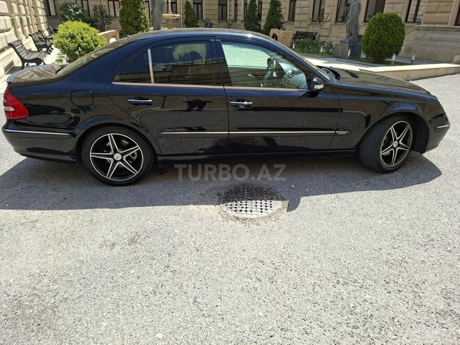Mercedes E 240 2004, 297,000 km - 2.4 l - Bakı
