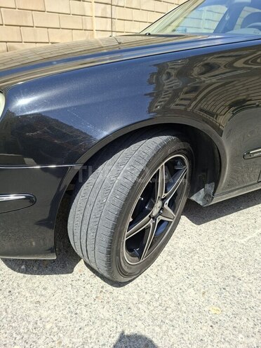 Mercedes E 240 2004, 297,000 km - 2.4 l - Bakı