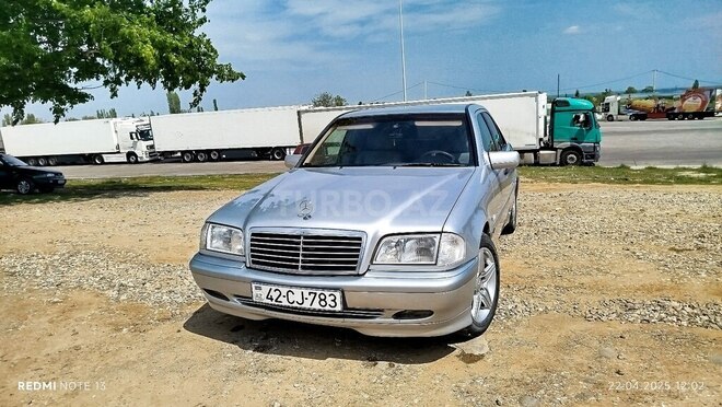 Mercedes C 180 1997, 415,128 km - 1.8 l - Qusar