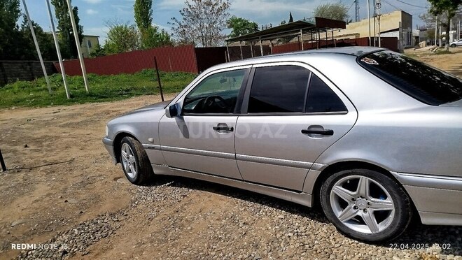 Mercedes C 180 1997, 415,128 km - 1.8 l - Qusar
