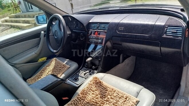 Mercedes C 180 1997, 415,128 km - 1.8 l - Qusar