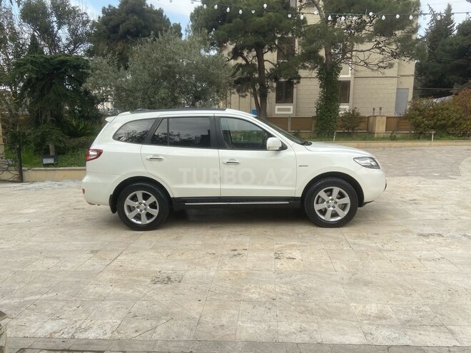 Hyundai Santa Fe-4