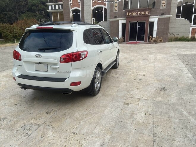 Hyundai Santa Fe-3