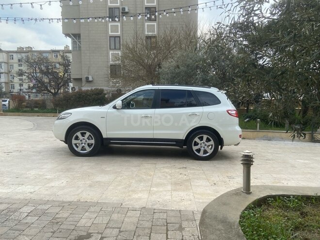 Hyundai Santa Fe-5
