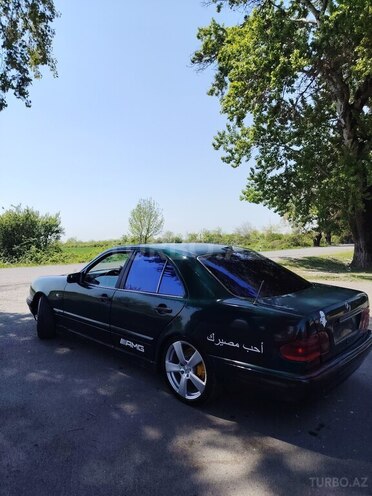 Mercedes E 200 1996, 333,330 km - 2.0 l - Qəbələ