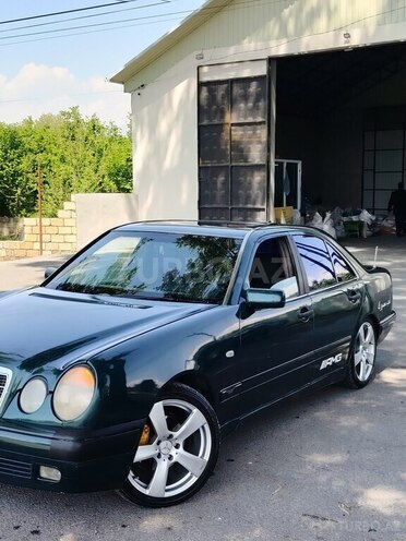 Mercedes E 200 1996, 333,330 km - 2.0 l - Qəbələ
