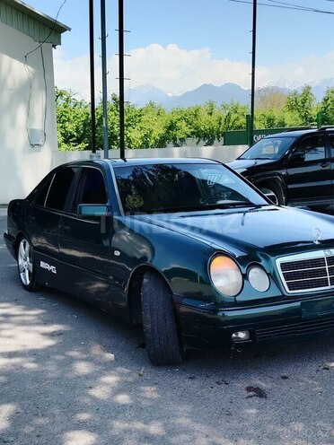 Mercedes E 200 1996, 333,330 km - 2.0 l - Qəbələ