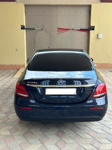 Mercedes E 220 d 2016, 263,000 km - 2.2 l - Şəmkir