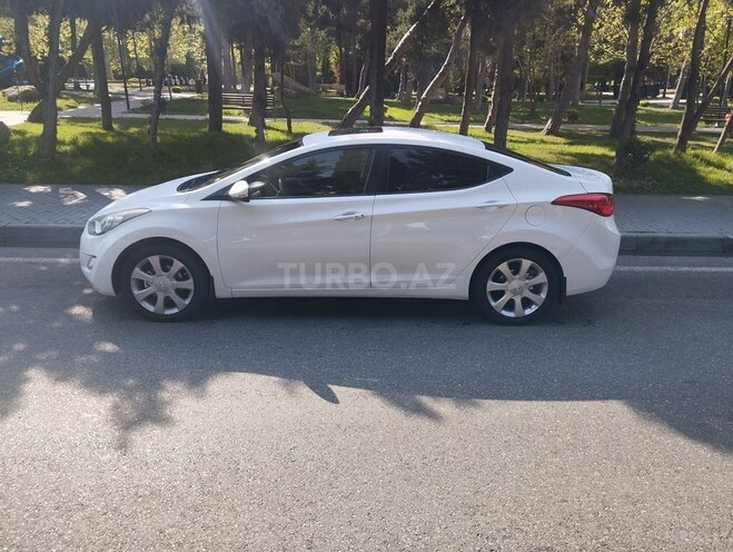Hyundai Elantra 2013, 215,000 km - 1.8 l - Bakı