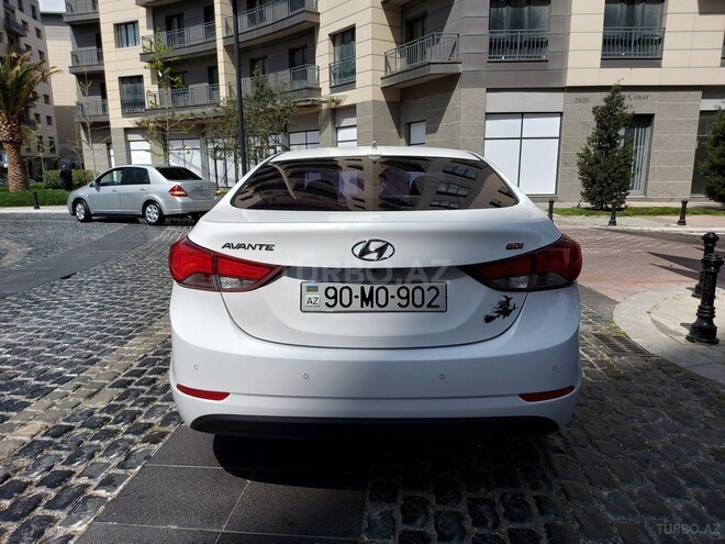 Hyundai Elantra 2015, 28,200 km - 1.6 l - Bakı