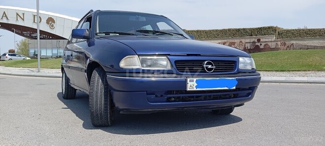 Opel Astra 1997, 400,000 km - 1.6 l - Bakı