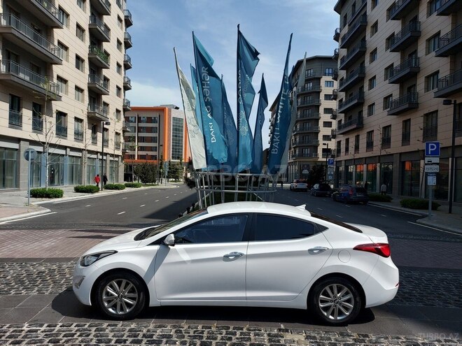 Hyundai Elantra 2015, 28,200 km - 1.6 l - Bakı