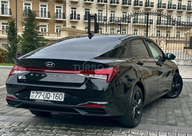 Hyundai Elantra 2022, 60,000 km - 2.0 l - Bakı