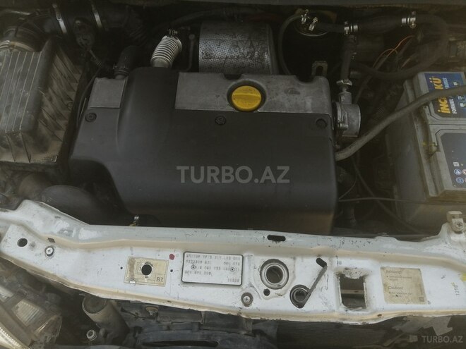 Opel Zafira 2000, 430,000 km - 2.0 l - Sumqayıt