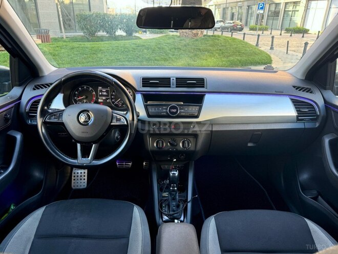 Skoda Fabia 2015, 183,000 km - 1.2 l - Bakı