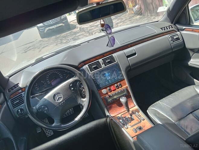 Mercedes E 220 d 2001, 650,000 km - 2.2 l - Bakı