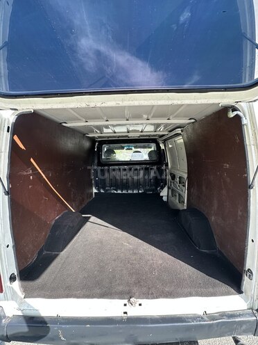 Ford Transit-7