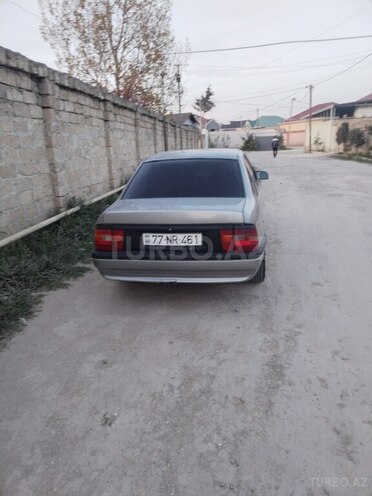 Opel Vectra 1993, 200,000 km - 2.0 l - Bakı