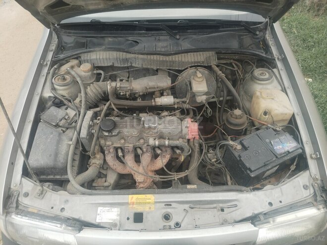 Opel Vectra 1993, 200,000 km - 2.0 l - Bakı