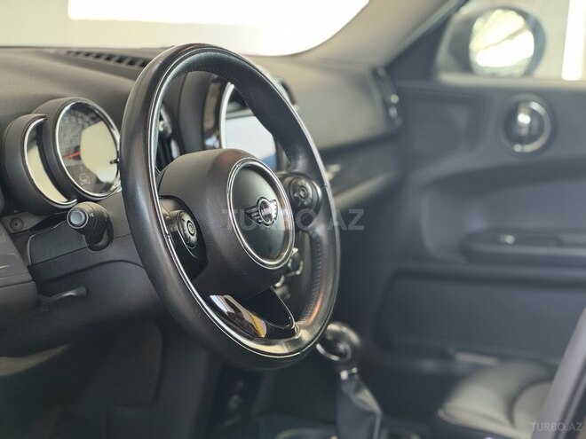 Mini Countryman 2018, 58,000 km - 1.5 л - Bakı